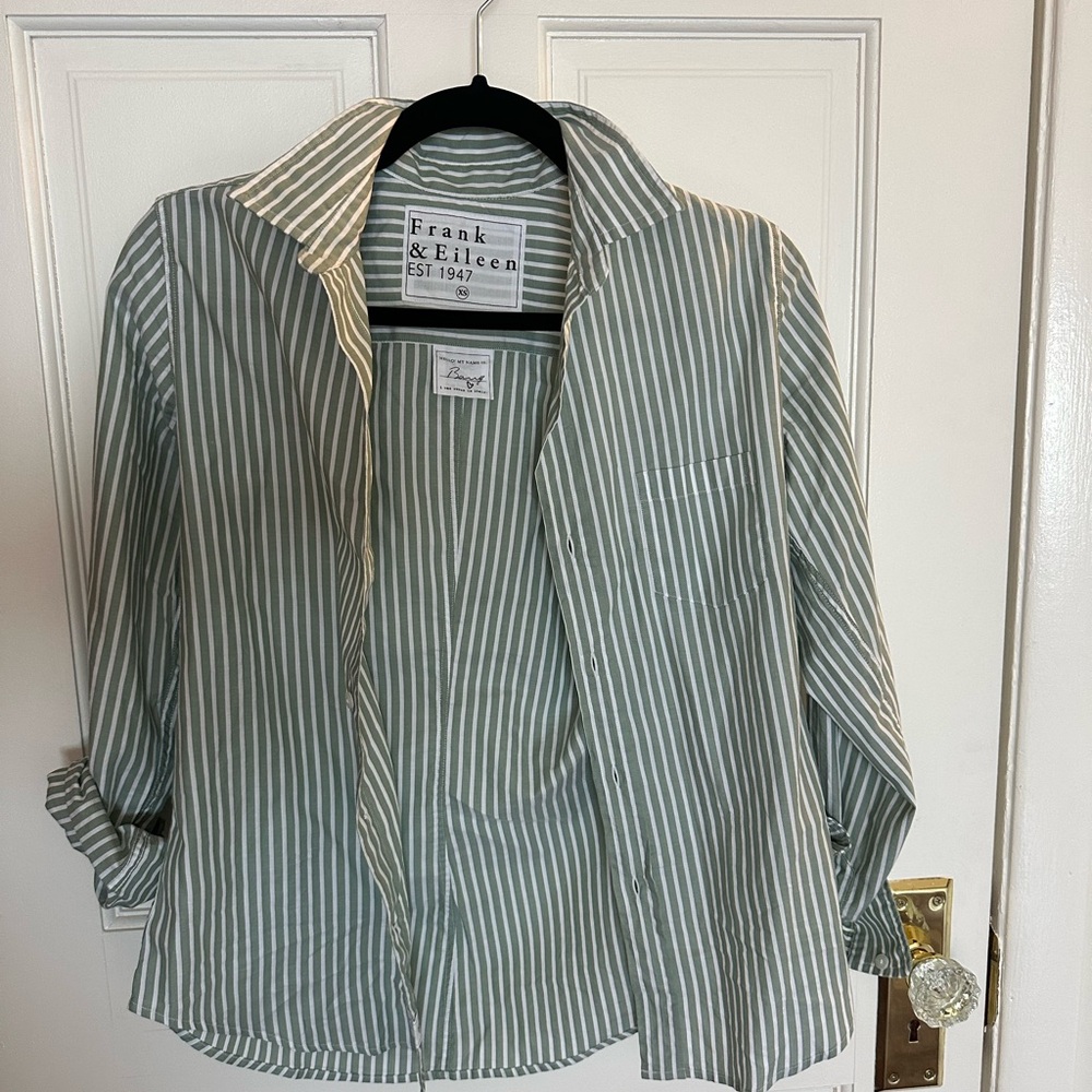 Frank & Eileen Classic Striped Button-Up